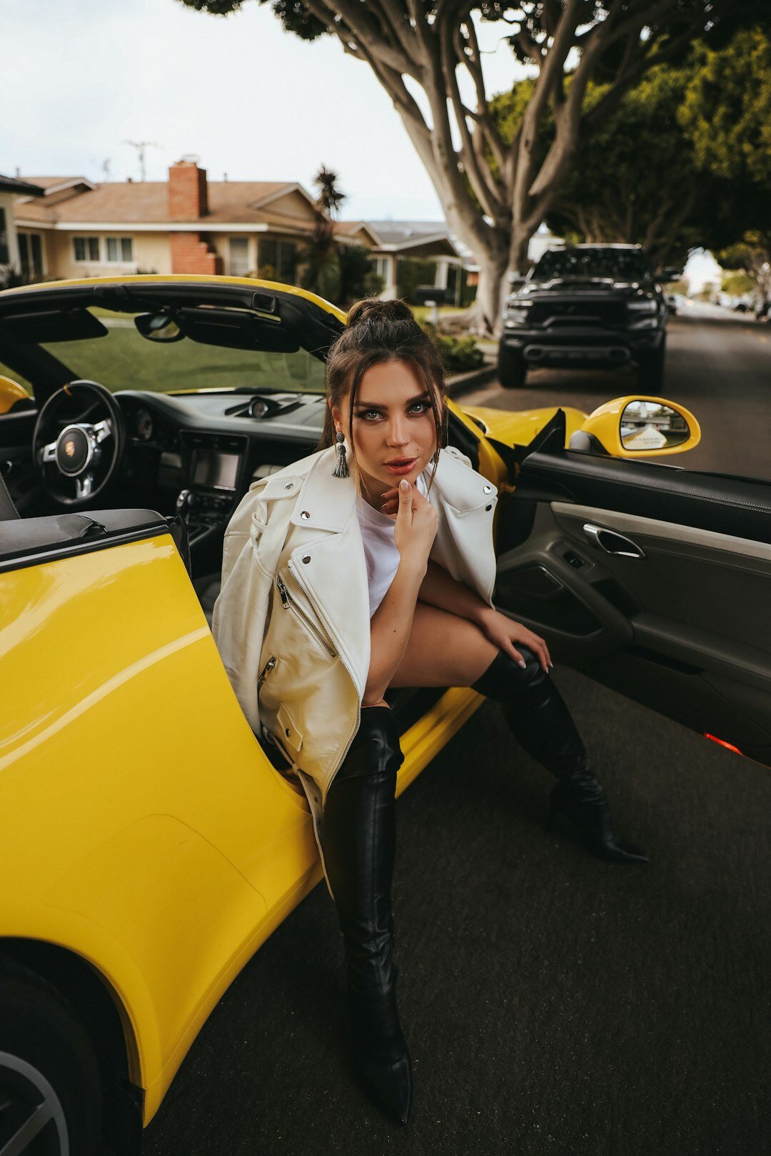 celebrity lifestyle photo
